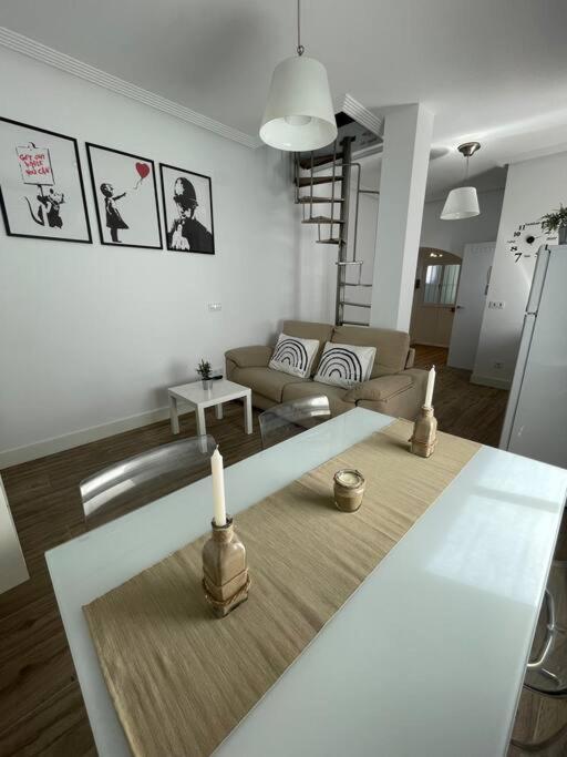 Apartamento Atico duplex con Terraza en pleno centro de Jerez Jerez de la Frontera Exterior foto